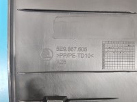 Tapicerka klapy boczek bagażnika Skoda Octavia III 5E9867605