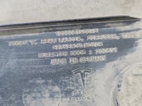 Osłona ZAŚLEPKA PLASTIK Producent części: Tesla, Podwozia Tesla Model Y 1638051-00-B