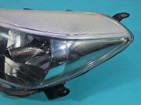 Reflektor lewy lampa przód Toyota Yaris III EUROPA