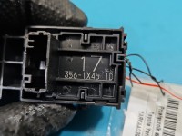 Przełącznik szyb Toyota Yaris IV lew tył EU 193354