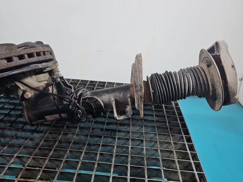 Amortyzator przód prawy przedni Mercedes GLK X204 08-