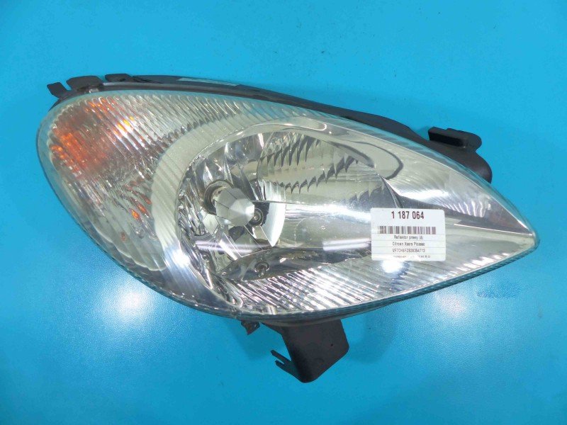 Reflektor prawy lampa przód Citroen Xsara Picasso EUROPA