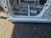 Próg lewy SŁUPEK ŚRODKOWY B Toyota Aygo II 14-22 HB 5d srebrny 1E7/FB21