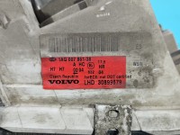 Reflektor prawy lampa przód Volvo V40 S40 I EUROPA