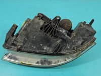 Reflektor prawy lampa przód Vw Passat B5 EUROPA