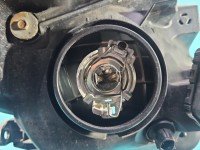 Reflektor lewy lampa przód Toyota Yaris III EUROPA