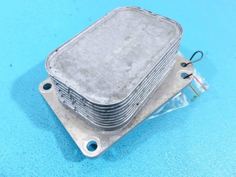 Chłodnica oleju Opel Astra V K 1.6 TB