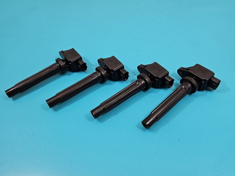 Cewka zapłonowa Suzuki Grand Vitara II 33400-65J0 2.0 16V Cewka zapłonowa Suzuki Grand Vitara II 33400-65J0 2.0 16V