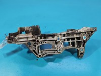 Mocowanie uchwyt Alternatora, sprężarki klimatyzacji,pompy wtryskowej Vw Touran II 04L903143B