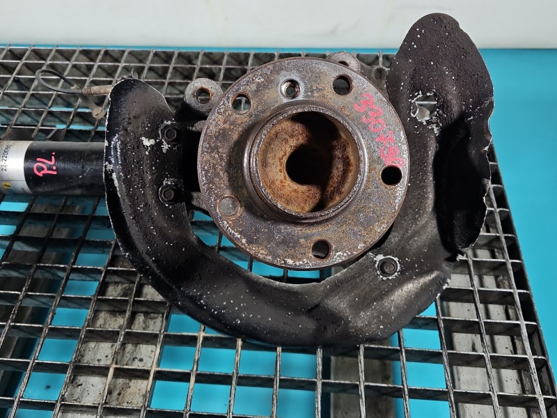 Zwrotnica lewa piasta przód 2.0d bmw F30