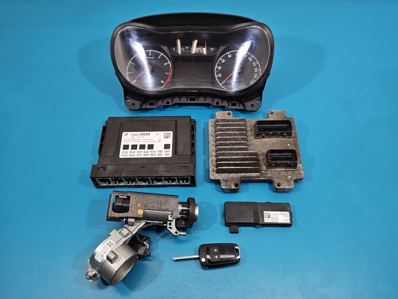 Komputer Sterownik silnika 12679197 Opel Corsa E 1.4 16V (B14xer)