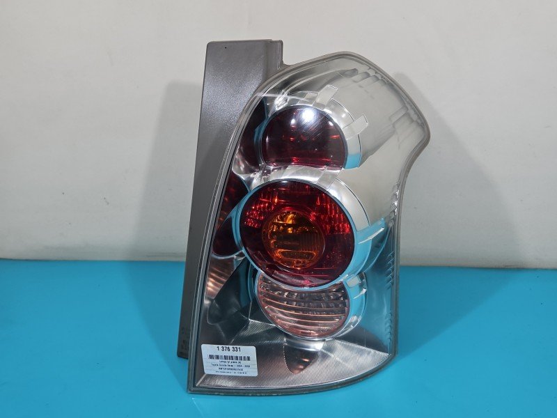 Lampa tył prawa Toyota Corolla Verso II HB