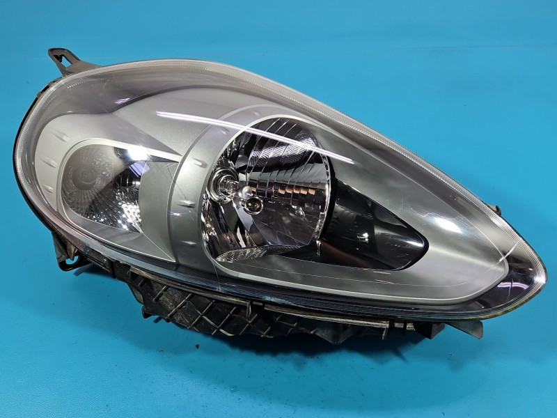 Reflektor prawy lampa przód Fiat Grande Punto EUROPA