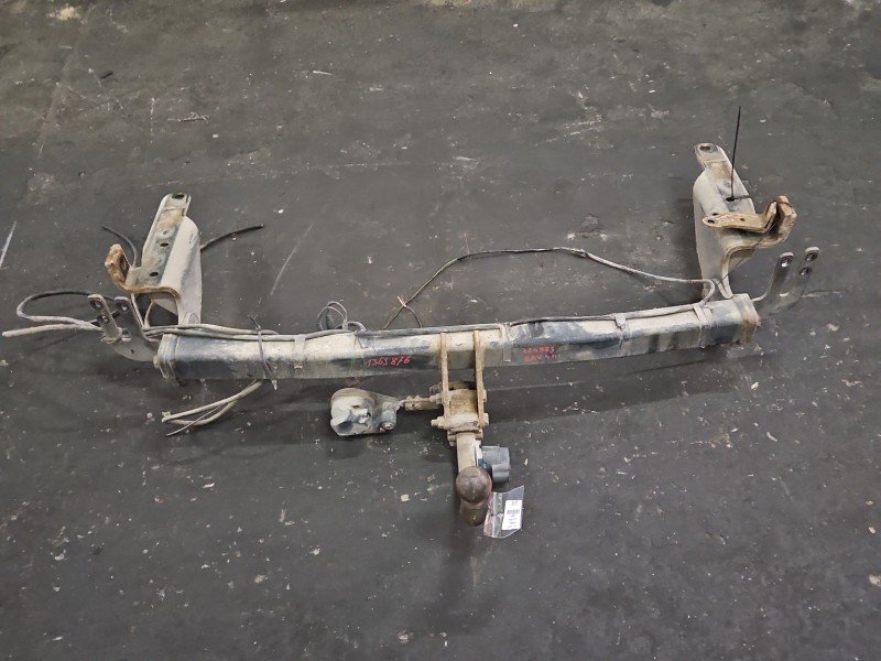 Hak holowniczy Toyota Rav4 III 05- Hak holowniczy Toyota Rav4 III 05-
