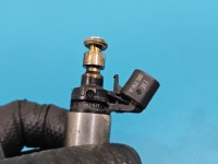 Wtryskiwacz Opel Insignia B 2.0 T B20NFT 12662571, 0261500383