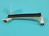 Mocowanie Europejska, prowadnica szyby tył prawy uchwyt Europejska, prowadnica szyby tył prawy Dacia Duster III 24- 822788570R