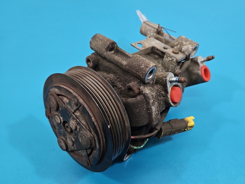 Sprężarka klimatyzacji kompresor 9814865380, 9814865680 Peugeot 301 1.6 hdi