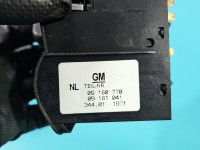 Przełącznik włącznik świateł Opel Astra II G 09180770