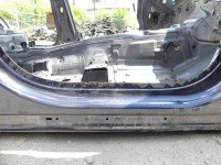 Próg prawy SŁUPEK ŚRODKOWY B Jaguar F-Pace 16- HB 5d czarny LOIRE BLUE JBM