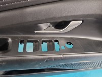 Tapicerka drzwi przód lewa boczek Hyundai Elantra VII 20- 82730-AA000