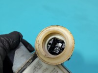 Podnośnik przód lewy Toyota Corolla E21 19- 85701-02090, 69820-02801 4d sedan