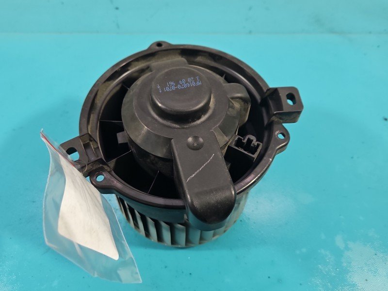 Dmuchawa nawiewu wentylator Mitsubishi Colt Z30 VI 04- MF016070-0701 Dmuchawa nawiewu wentylator Mitsubishi Colt Z30 VI 04- MF016070-0701