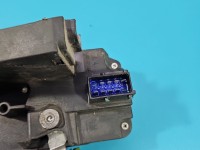 Zamek przód lewy Opel Corsa C EUROPA 8pin 13154791