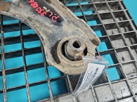 Wahacz przód lewy Peugeot 3008 II przedni