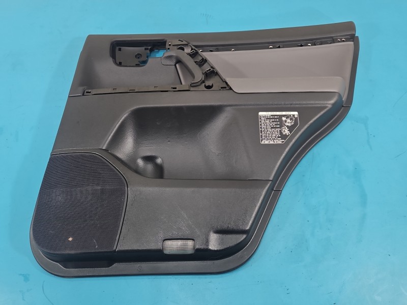 Tapicerka drzwi tył prawa boczek Toyota Land Cruiser J200 07-