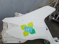 Błotnik tył prawy Toyota Corolla E16 E18 13- biały 040 ćwiartka