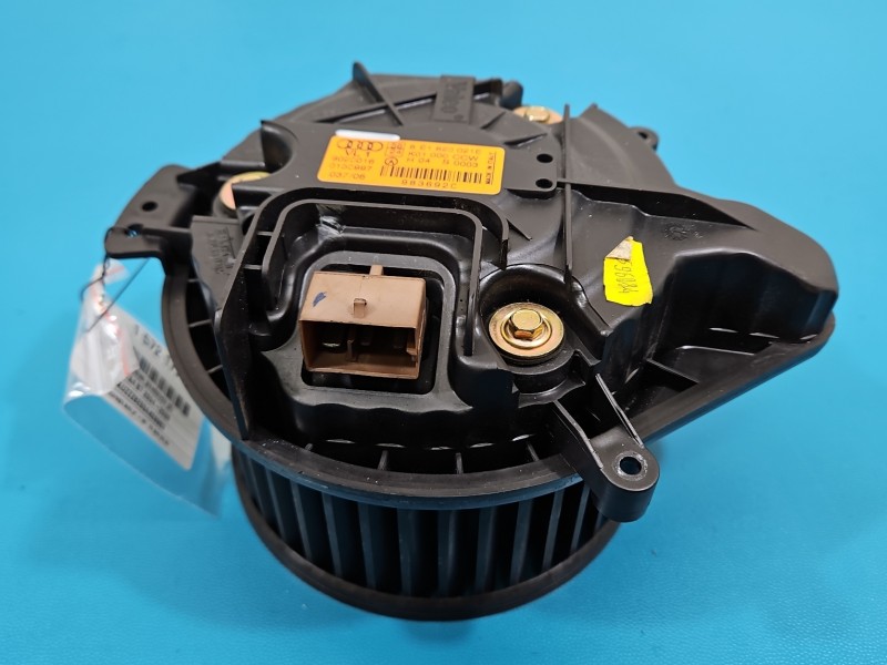 Dmuchawa nawiewu wentylator Audi A4 B7 8E1820021E EUROPA