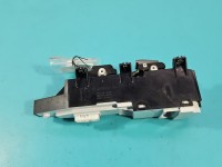 Przełącznik szyb Hyundai Santa Fe III 12–18 93575-4Z300, 39S510-1210 Europejska, Pęknięty kawałek przełącznika EU