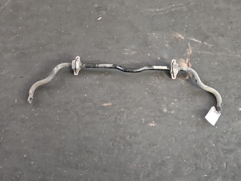 Drążek stabilizatora przód Mercedes W177