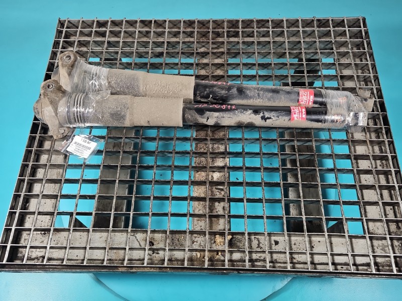 Amortyzator tył komplet tylny lewy prawy Vw Passat B8 L+P