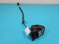 Zamek przód prawy 805020401R Renault Captur I EUROPA