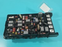 Skrzynka bezpieczników Jeep Cherokee KL 68193002AF