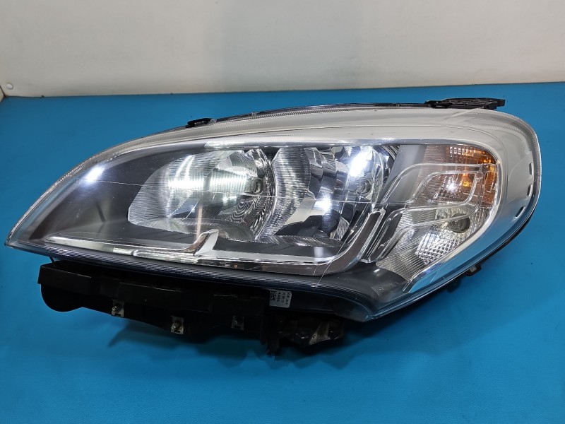 Reflektor lewy lampa przód Fiat Doblo II 10- EUROPA