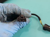 Siłownik klapy prawy teleskop Citroen C4 Grand Picasso II 13-22 9812130080