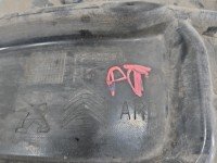 Nadkole tył prawe Peugeot 3008 II 9810125580