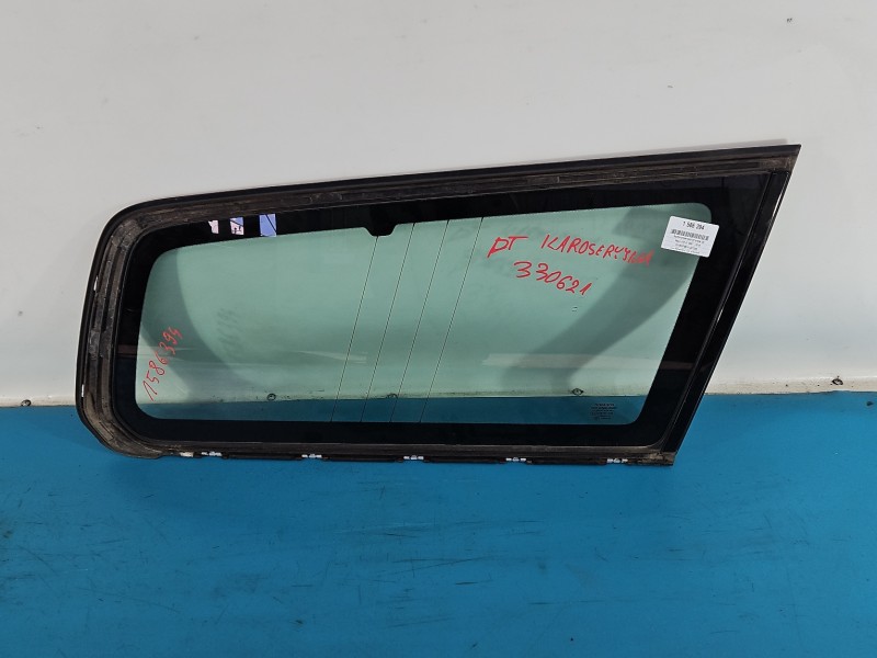 Szyba karoseryjna tył prawa VOLVO V70 III kombi