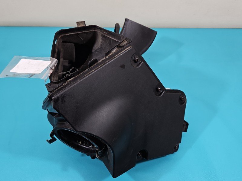 Obudowa filtra powietrza Audi A5 8T 8K0133837B, 8K0129604 3.0 tdi V6