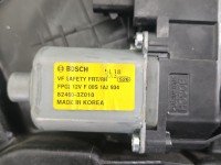 Podnośnik przód prawy Hyundai I40 82460-3Z010 5d kombi