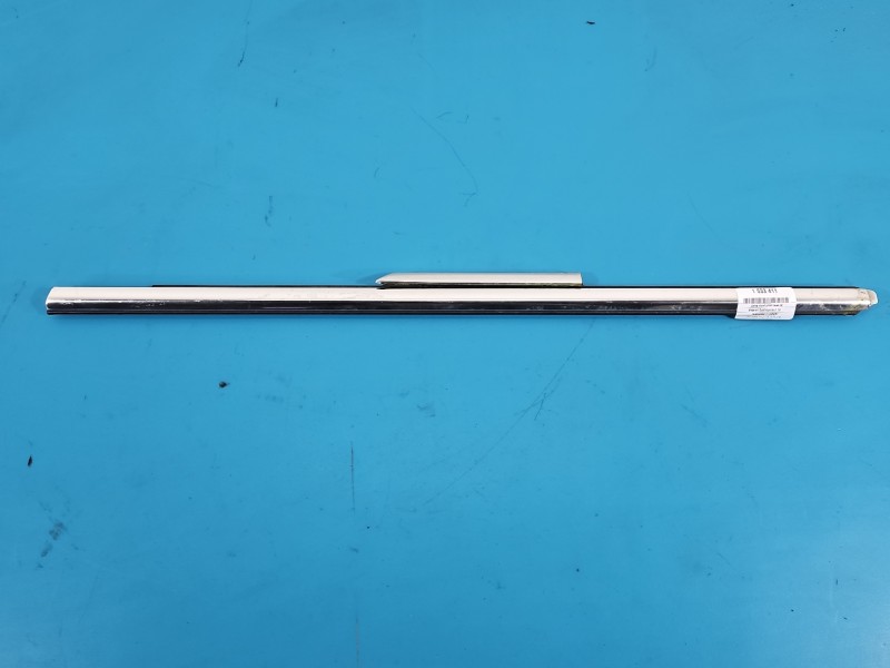 Listwa drzwi przód lewa Maserati Quattroporte VI 13-