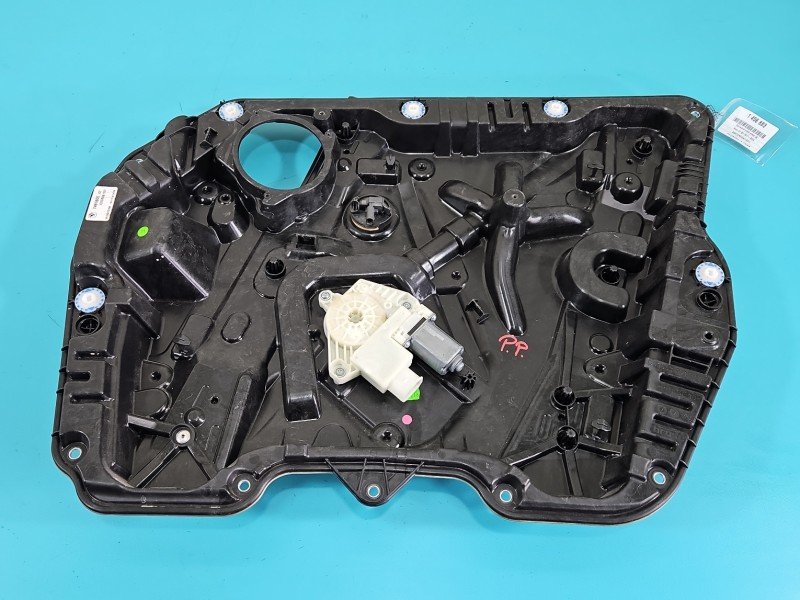 Podnośnik przód prawy BMW X3 G01 7455081 5d Podnośnik przód prawy BMW X3 G01 7455081 5d