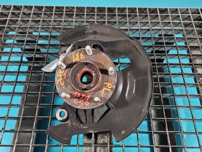 Zwrotnica lewa piasta przód 2.0 16V Mazda 6 III GJ