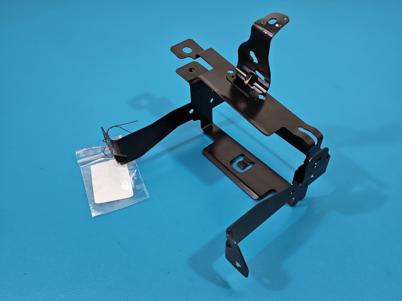 Mocowanie uchwyt Peugeot 3008 II