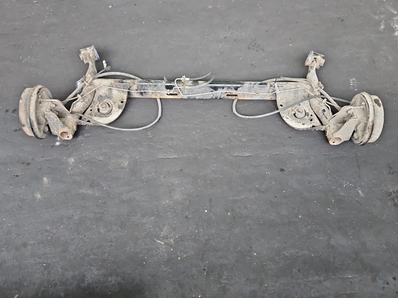 Tylna belka oś tył Dacia Sandero II 12-20 1.0 12V Sce