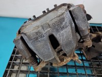 Zacisk przód prawy Toyota Auris II 1.8 16V