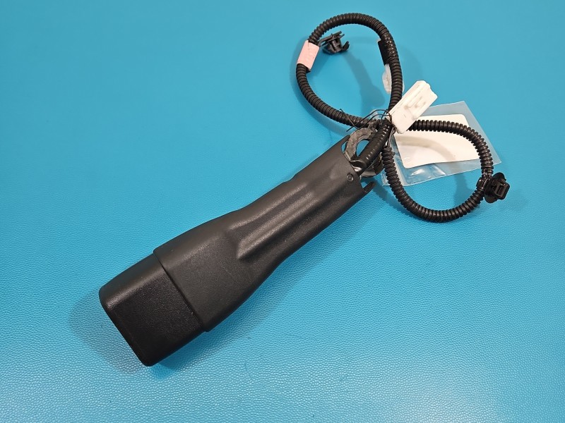 Pas bezpieczeństwa przód lewy kierowcy Toyota Rav4 V EU