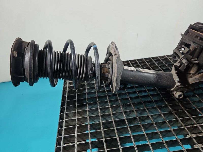 Amortyzator przód prawy przedni Skoda Octavia IV